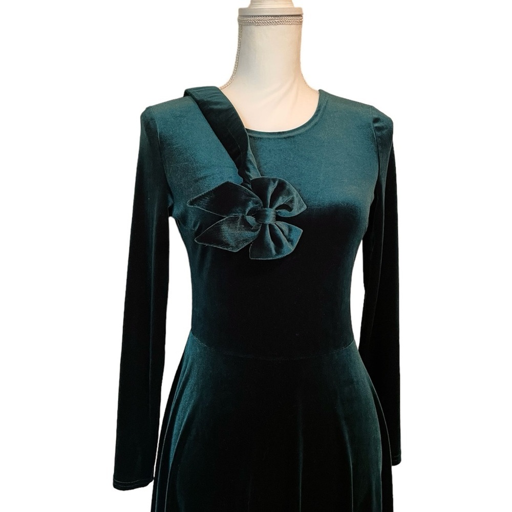 Enme Emerald Green Stretch Velvet Fit and Flare Long Sleeve Dress Women’s Small - Picture 8 of 14